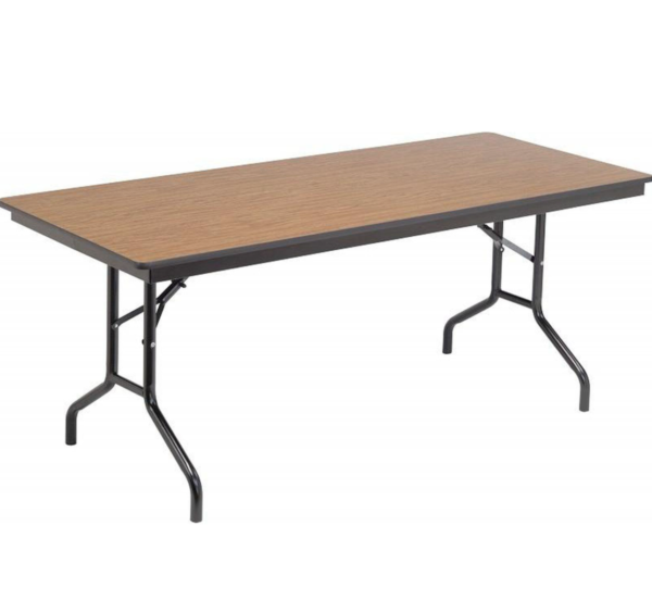 Standard rectangular table