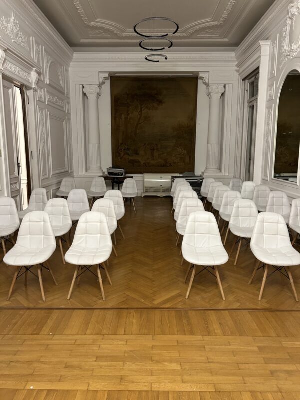 Leather Exhibition Chair - White -capitone group